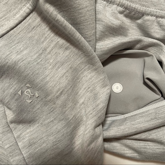 Lululemon Small City Sweat Jogger Heathered Ultra Light Grey/Sea Salt - Picture 4 of 4